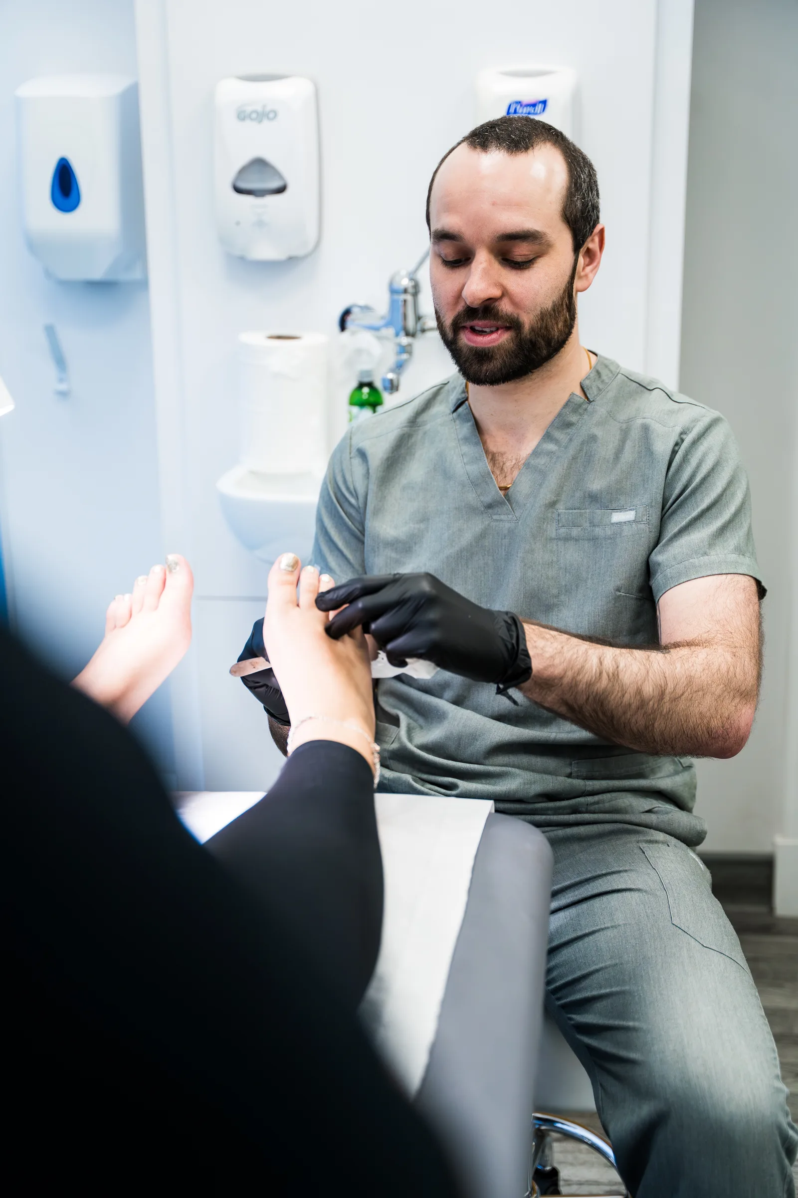 The Hub Glasgow clinic for foot, ankle and podiatry assessment for Podiatrist in Glasgow